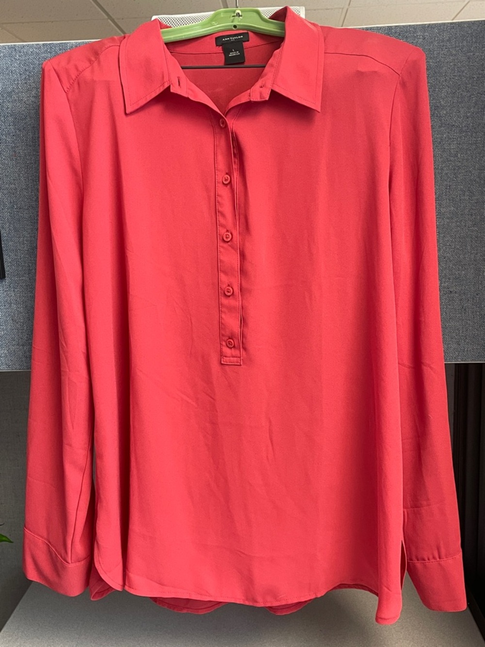 Anne Klein Coral-Red Long-Sleeve Button Placket Blouse